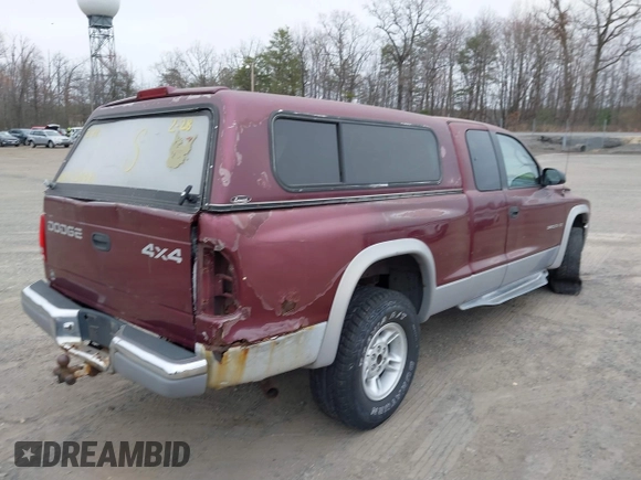 2000 Dodge Dakota Sport with VIN 1B7GG22N4YS709948, listed as a IAAI auction lot 41714352 with 1 mi miles. Bid and sale history available at carsss.com. Image 4.