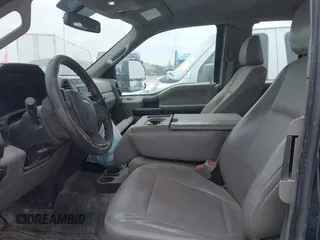2018 Ford F-250 XL with VIN 1FT7X2B68JEB42589, listed as a IAAI auction lot 42105402 with 295,044 mi miles and . Bid and sale history available at DreamBid. Image 5.