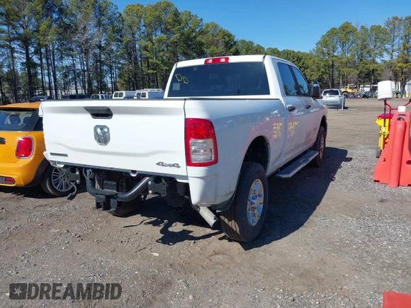 2024 Ram 2500 Big Horn with VIN 3C6UR5DJ2RG311145, listed as a IAAI auction lot 41686031 with 13,208 mi miles. Bid and sale history available at carsss.com. Image 4.