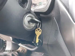 2008 Subaru Impreza i с VIN JF1GH61608H802659, выставлен на аукционе IAAI как лот 42088451 с пробегом 195 863 миль миль и . История ставок и продаж доступна на DreamBid. Изображение 11.