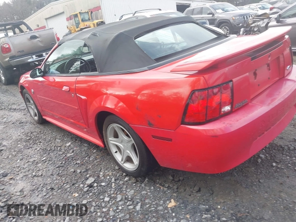 2004 Ford Mustang Deluxe with VIN 1FAFP44654F162713, listed as a IAAI auction lot 41525265 with 213,365 mi miles. Bid and sale history available at carsss.com. Image 3.
