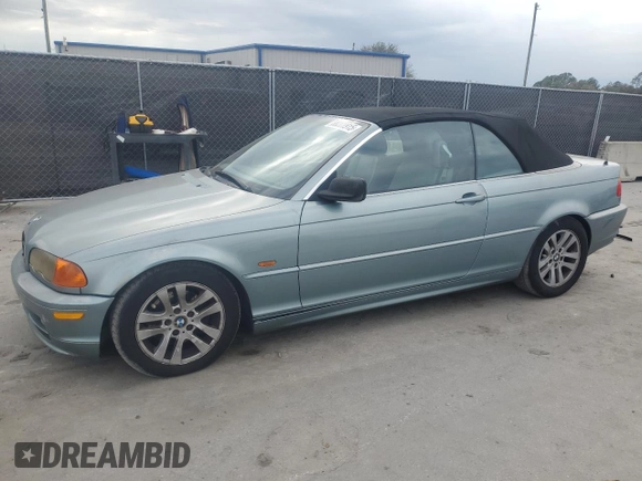 2002 BMW 3 Series 325Ci with VIN WBABS33402PG84108, listed as a Copart auction lot 88308915 with 238,035 mi miles and Non Repairable. Bid and sale history available at carsss.com. Image 1.