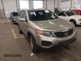 2013 Kia Sorento LX with VIN 5XYKTDA29DG323583, listed as a IAAI auction lot 41123989 with 51,315 mi miles. Bid and sale history available at carsss.com. Image 1.