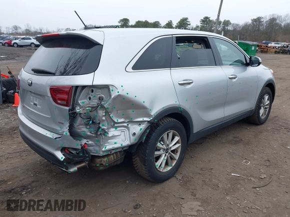 2019 Kia Sorento LX with VIN 5XYPGDA35KG434373, listed as a IAAI auction lot 41846172 with 69,473 mi miles. Bid and sale history available at carsss.com. Image 4.
