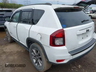 2016 Jeep Compass Sport z VIN 1C4NJCBA6GD775075, wystawiony jako IAAI lot #41995338 z przebiegiem 105 000 mil mil oraz . Historia ofert i sprzedaży dostępna na DreamBid. Obrazek 3.