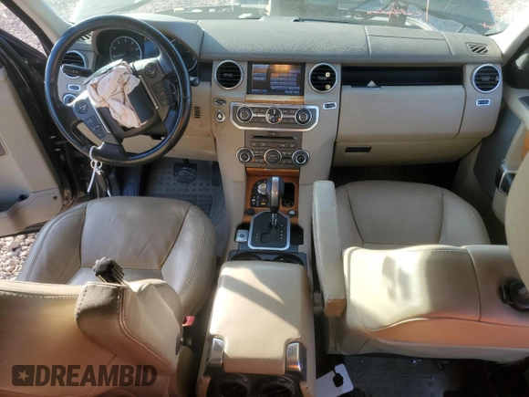 2010 Land Rover LR4 Lux with VIN SALAK2D46AA538360, listed as a Copart auction lot 84303854 with 196,034 mi miles and Salvage title. Bid and sale history available at DreamBid. Image 8.