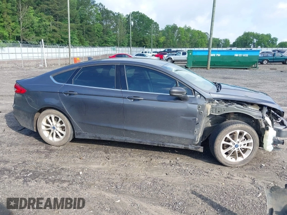 2020 Ford Fusion SE с VIN 3FA6P0HD0LR247946, выставлен на аукционе IAAI как лот 42299189 с пробегом 115 302 миль миль и . История ставок и продаж доступна на DreamBid. Изображение 14.