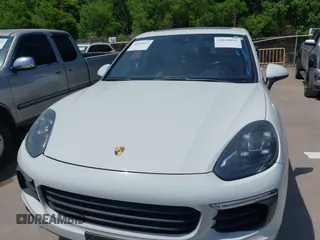 2017 Porsche Cayenne S z VIN WP1AB2A20HLA50805, wystawiony jako IAAI lot #42030013 z przebiegiem 123 578 mil mil oraz . Historia ofert i sprzedaży dostępna na DreamBid. Obrazek 12.