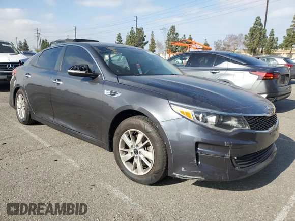 2016 Kia Optima LX z VIN KNAGT4L36G5113156, wystawiony jako Copart lot #55999935 z przebiegiem 88 647 mil mil oraz Szkoda całkowita • Salvage title. Historia ofert i sprzedaży dostępna na DreamBid. Obrazek 4.