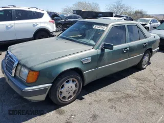 1993 Mercedes-Benz 400 with VIN WDBEA34E3PB937142, listed as a Copart auction lot 50444585 with 275,929 mi miles and Clean Title. Bid and sale history available at carsss.com. Image 1.