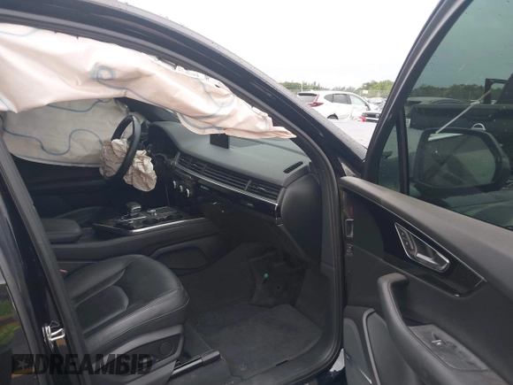 2018 Audi Q7 Premium Plus with VIN WA1LAAF75JD000651, listed as a IAAI auction lot 42406820 with Not provided miles and . Bid and sale history available at DreamBid. Image 5.