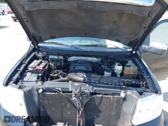 2007 Ford F-150 XLT with VIN 1FTPW14507FB71637, listed as a IAAI auction lot 42080446 with 224,256 mi miles. Bid and sale history available at carsss.com. Image 10.