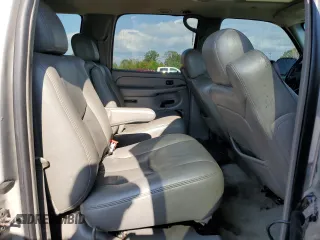 2005 GMC Yukon XL SLT with VIN 1GKFK16Z25J193340, listed as a Copart auction lot 71174814 with 181,732 mi miles and Clean Title. Bid and sale history available at carsss.com. Image 11.