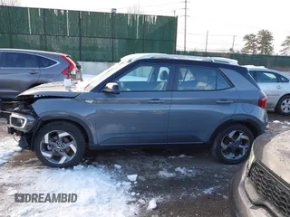 2022 Hyundai Venue Limited with VIN KMHRC8A36NU133802, listed as a IAAI auction lot 41496145 with 15,536 mi miles and . Bid and sale history available at DreamBid. Image 14.