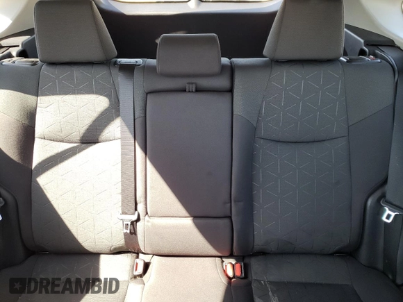 2022 Toyota RAV4 Hybrid XLE z VIN 4T3RWRFV0NU080741, wystawiony jako Copart lot #51839295 z przebiegiem 46 207 mil mil oraz Szkoda całkowita • Salvage title. Historia ofert i sprzedaży dostępna na DreamBid. Obrazek 10.