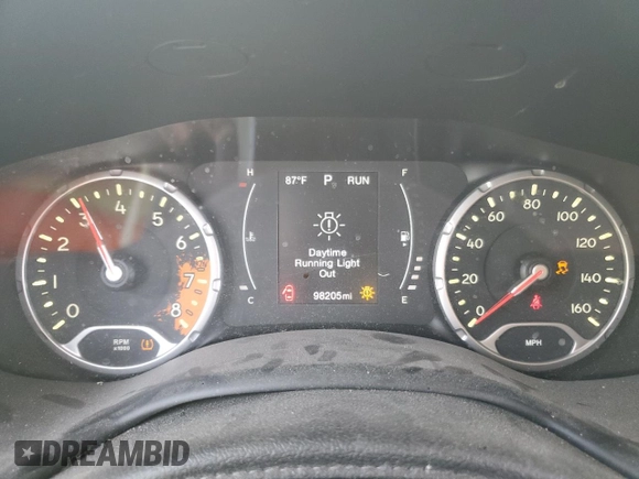 2017 Jeep Renegade Altitude with VIN ZACCJABB2HPE81020, listed as a Copart auction lot 55526015 with 98,205 mi miles and Salvage title. Bid and sale history available at DreamBid. Image 9.