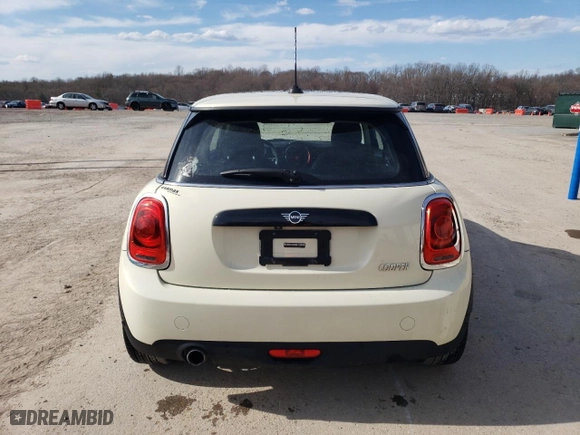 2019 MINI Hardtop 2 Door Cooper with VIN WMWXP5C53K2D72454, listed as a Copart auction lot 50498305 with 50,574 mi miles and Salvage Title. Bid and sale history available at carsss.com. Image 6.