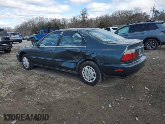 1996 Honda Accord Value with VIN 1HGCD5699TA207734, listed as a Copart auction lot 45049365 with 269,491 mi miles and Salvage Title. Bid and sale history available at DreamBid. Image 2.