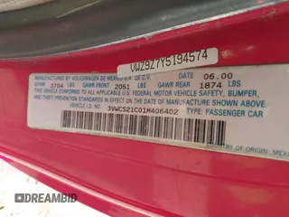 2001 Volkswagen Beetle GLS с VIN 3VWCS21C01M406402, выставлен на аукционе IAAI как лот 42366683 с пробегом 171 574 миль миль и . История ставок и продаж доступна на DreamBid. Изображение 9.