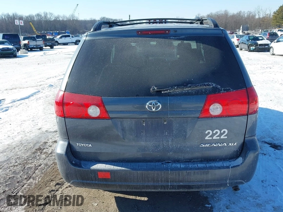 2007 Toyota Sienna XLE with VIN 5TDZK22C27S035151, listed as a IAAI auction lot 41380573 with 282,903 mi miles. Bid and sale history available at carsss.com. Image 16.