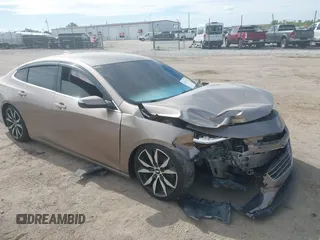 2018 Chevrolet Malibu LT z VIN 1G1ZD5ST5JF292798, wystawiony jako IAAI lot #42213231 z przebiegiem 142 661 mil mil oraz . Historia ofert i sprzedaży dostępna na DreamBid. Obrazek 1.
