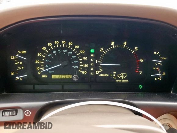2000 Lexus LX 470 with VIN JT6HT00W8Y0118377, listed as a Copart auction lot 55614435 with 230,542 mi miles and Clean Title. Bid and sale history available at carsss.com. Image 9.
