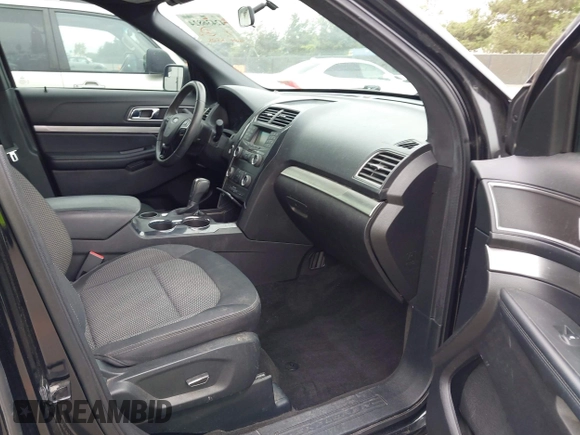 2018 Ford Explorer XLT with VIN 1FM5K7D87JGB56985, listed as a IAAI auction lot 42436824 with 46,010 mi miles and . Bid and sale history available at DreamBid. Image 5.