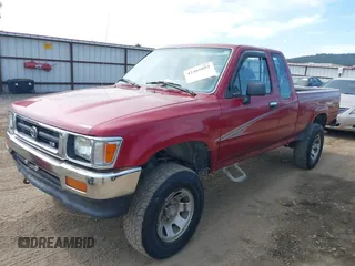 1994 Toyota Pickup DLX с VIN JT4VN13D6R5135544, выставлен на аукционе IAAI как лот 42465052 с пробегом 141 711 миль миль и . История ставок и продаж доступна на DreamBid. Изображение 2.