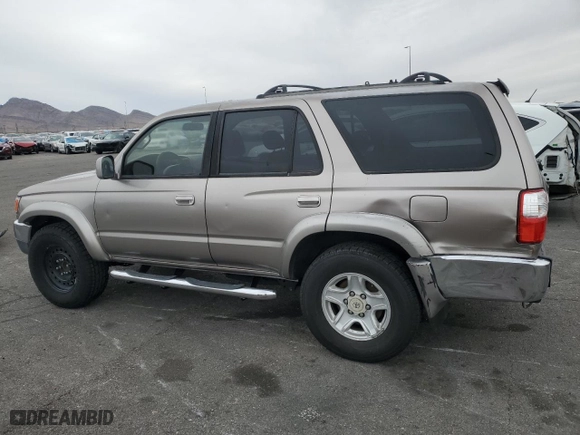 2001 Toyota 4Runner SR5 with VIN JT3GN86RX10194661, listed as a Copart auction lot 49448415 with 196,410 mi miles and Clean Title. Bid and sale history available at carsss.com. Image 2.