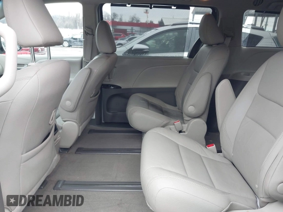 2015 Toyota Sienna Ltd with VIN 5TDDK3DC9FS115784, listed as a IAAI auction lot 41355934 with 125,675 mi miles. Bid and sale history available at carsss.com. Image 8.