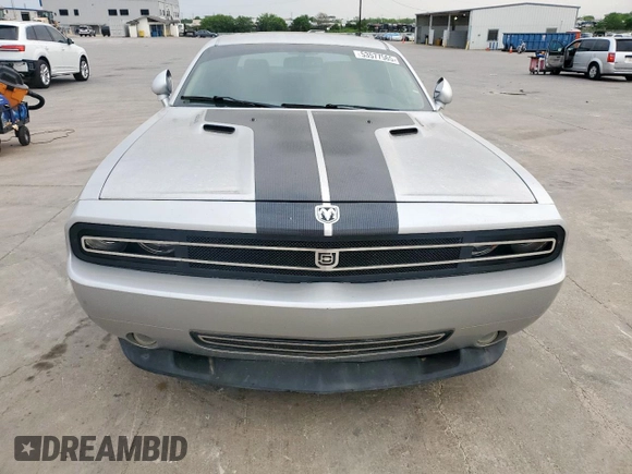 2010 Dodge Challenger SRT-8 with VIN 2B3CJ7DW4AH161290, listed as a Copart auction lot 53577565 with 41,803 mi miles and Salvage title. Bid and sale history available at DreamBid. Image 5.