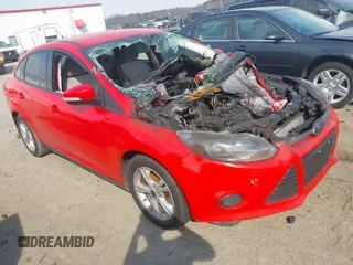 2014 Ford Focus SE with VIN 1FADP3F28EL353220, listed as a IAAI auction lot 41675973 with 1 mi miles. Bid and sale history available at carsss.com. Image 1.