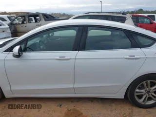 2018 Ford Fusion SE with VIN 3FA6P0HD7JR229022, listed as a IAAI auction lot 41758924 with 121,598 mi miles. Bid and sale history available at carsss.com. Image 14.