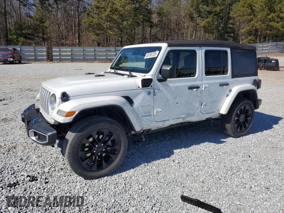 2022 Jeep Wrangler Unlimited Sahara with VIN 1C4JJXP60NW158556, listed as a Copart auction lot 46195725 with 30,773 mi miles and Salvage title. Bid and sale history available at DreamBid. Image 1.
