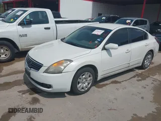 2009 Nissan Altima SL with VIN 1N4AL21E29N413433, listed as a IAAI auction lot 41842545 with 337,719 mi miles and . Bid and sale history available at DreamBid. Image 2.