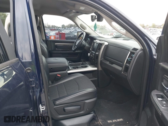 2017 Ram 1500 Sport z VIN 1C6RR7MTXHS624101, wystawiony jako IAAI lot #41928934 z przebiegiem 96 565 mil mil oraz . Historia ofert i sprzedaży dostępna na DreamBid. Obrazek 5.
