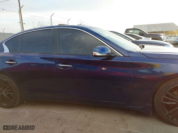 2018 Infiniti Q50 3.0t SPORT with VIN JN1EV7AR5JM431749, listed as a IAAI auction lot 41242560 with 65,654 mi miles. Bid and sale history available at carsss.com. Image 13.
