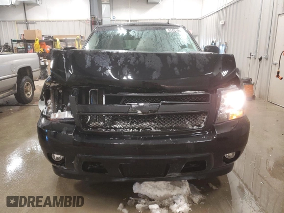 2009 Chevrolet Tahoe 2LT z VIN 1GNFK23079J123191, wystawiony jako Copart lot #42431945 z przebiegiem 57 206 mil mil oraz Czysty tytuł • Clean title. Historia ofert i sprzedaży dostępna na DreamBid. Obrazek 5.