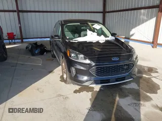 2020 Ford Escape SE с VIN 1FMCU0G64LUA95375, выставлен на аукционе IAAI как лот 41332682 с пробегом 107 680 миль миль и . История ставок и продаж доступна на DreamBid. Изображение 1.