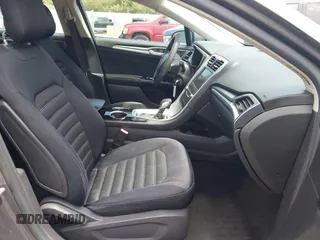 2013 Ford Fusion SE z VIN 3FA6P0H7XDR384789, wystawiony jako IAAI lot #42341339 z przebiegiem 225 418 mil mil oraz . Historia ofert i sprzedaży dostępna na DreamBid. Obrazek 5.