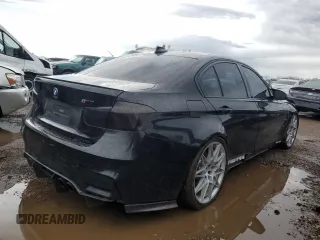 2018 BMW M3 z VIN WBS8M9C58J5J79386, wystawiony jako Copart lot #53724845 z przebiegiem 61 611 mil mil oraz Szkoda całkowita • Salvage title. Historia ofert i sprzedaży dostępna na DreamBid. Obrazek 3.