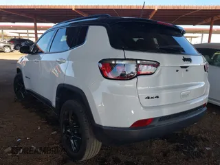 2022 Jeep Compass Latitude with VIN 3C4NJDBB7NT171458, listed as a IAAI auction lot 41357473 with 49,329 mi miles and . Bid and sale history available at DreamBid. Image 3.