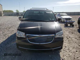 2015 Chrysler Town & Country Touring with VIN 2C4RC1BG2FR661560, listed as a Copart auction lot 53142094 with 162,025 mi miles and Clean Title. Bid and sale history available at carsss.com. Image 5.