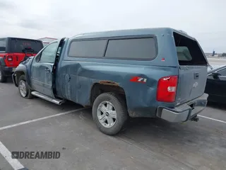 2008 Chevrolet Silverado 1500 Work Truck with VIN 1GCEC14008Z197627, listed as a IAAI auction lot 41532550 with 1 mi miles. Bid and sale history available at carsss.com. Image 3.