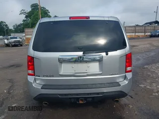 2015 Honda Pilot EX-L with VIN 5FNYF4H5XFB014653, listed as a IAAI auction lot 42121003 with 152,912 mi miles and . Bid and sale history available at carsss.com. Image 17.