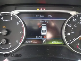 2024 Nissan Sentra SV z VIN 3N1AB8CV1RY332555, wystawiony jako IAAI lot #42321417 z przebiegiem 30 107 mil mil oraz . Historia ofert i sprzedaży dostępna na DreamBid. Obrazek 14.