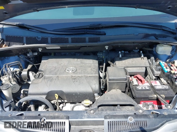 2014 Toyota Sienna XLE with VIN 5TDYK3DC5ES447155, listed as a IAAI auction lot 42003951 with 60,064 mi miles and . Bid and sale history available at DreamBid. Image 10.