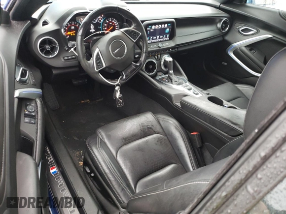 2017 Chevrolet Camaro 2SS with VIN 1G1FH3D76H0130722, listed as a Copart auction lot 87033954 with 35,600 mi miles and Salvage title. Bid and sale history available at DreamBid. Image 8.