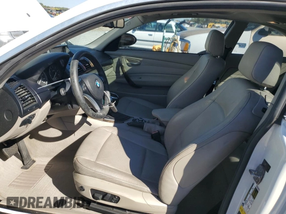 2009 BMW 1 Series 128i with VIN WBAUP73549VK76062, listed as a Copart auction lot 81888874 with Not Provided miles and Salvage Title. Bid and sale history available at carsss.com. Image 7.