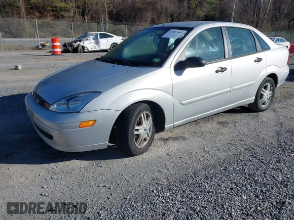 2000 Ford Focus SE with VIN 1FAFP34P2YW247355, listed as a IAAI auction lot 41827683 with 91,285 mi miles and . Bid and sale history available at carsss.com. Image 2.